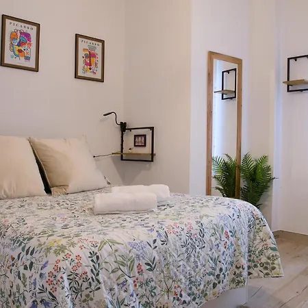 Carol Apartment